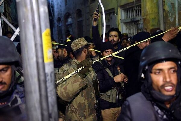 دو افسر پلیس در لاهور توسط طالبان پاکستان ترور شدند