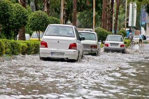 خیابان‌های شیراز وسط تابستان سیلابی شد + فیلم