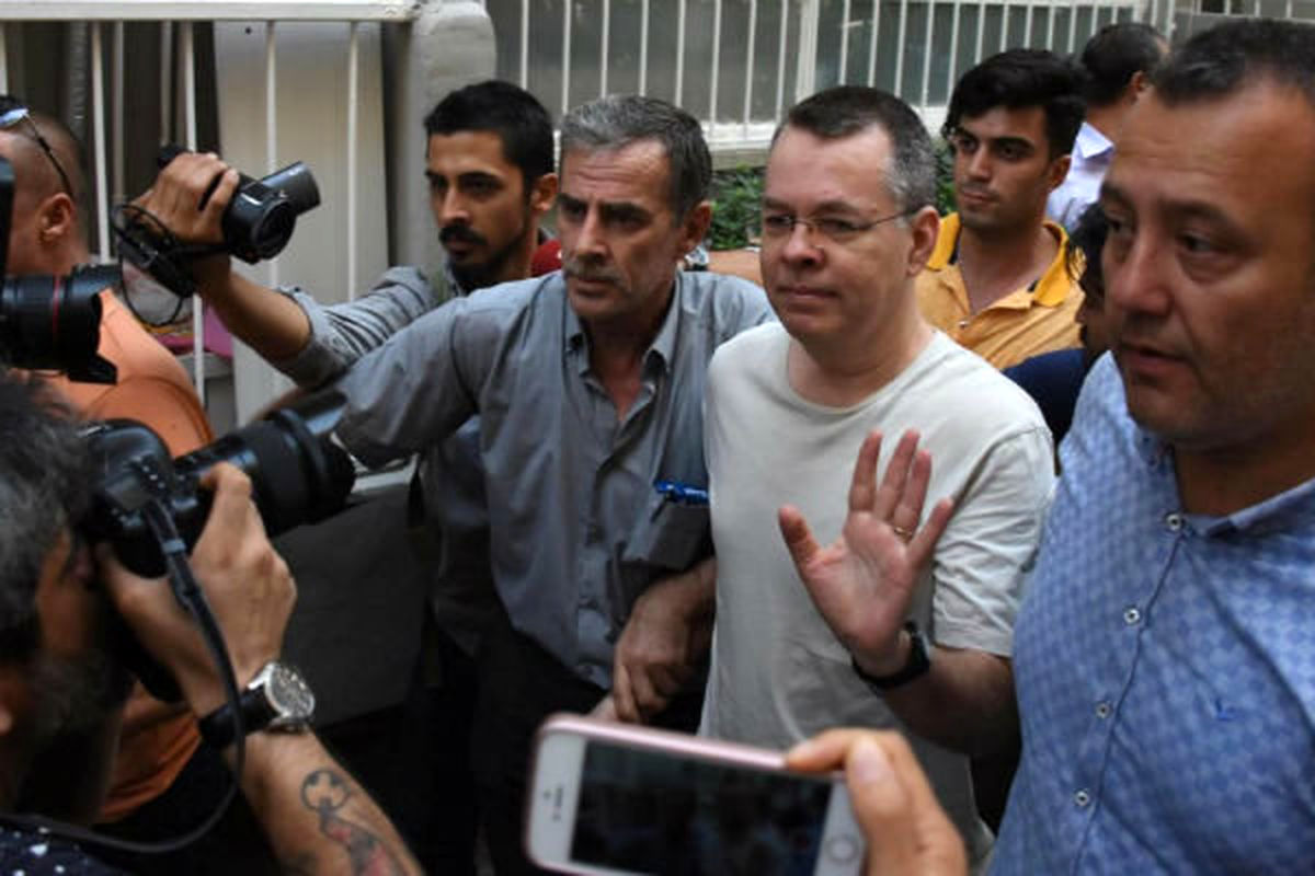 کشیش آمریکایی