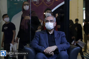 بیمه به ۹۰ درصد جمعیت کشور رسیده است / دارو گران نمی شود