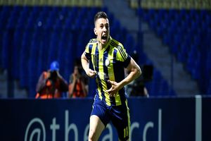 ایگور سرگیف در یک قدمی پرسپولیس