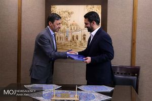 امضای تفاهم نامه همکاری بین وزارت ارتباطات و کمیته امداد امام خمینی (ره)