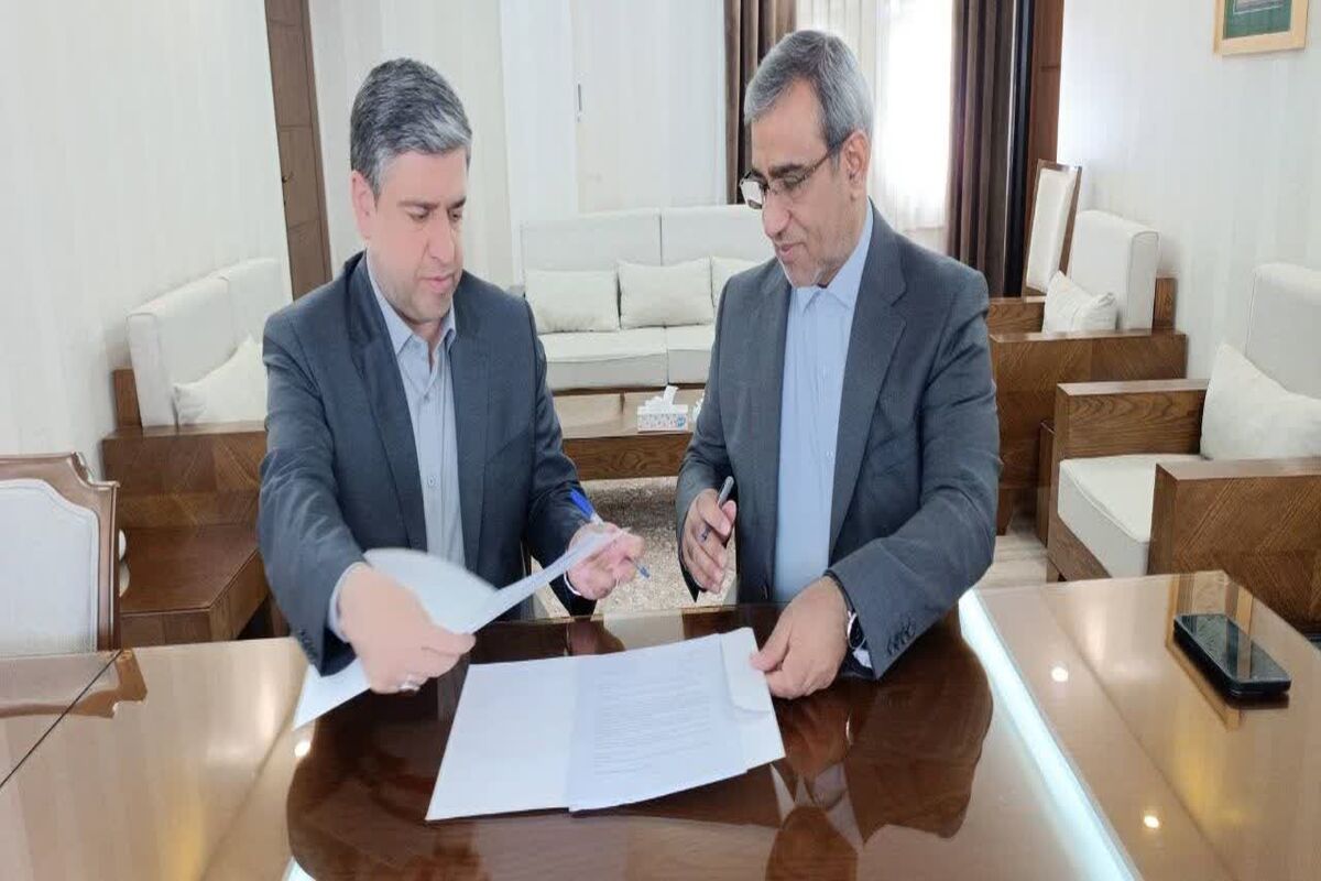 امضای تفاهمنامه استانداران اردبیل و خراسان رضوی