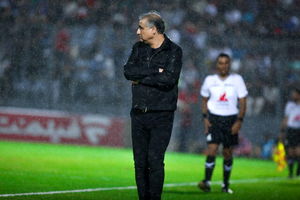 ساکت الهامی به دنبال کاهش محرومیت خود است
