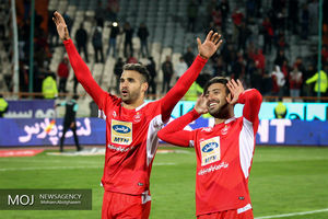 دیدار تیم های فوتبال پرسپولیس و پدیده مشهد