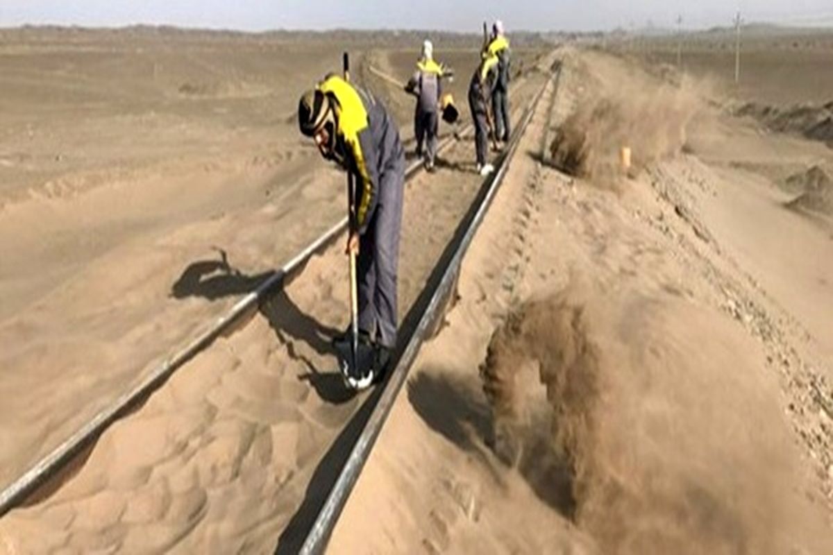 قطار مسافربری مشهد به سرخس