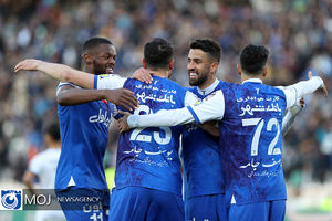 استقلال قلعه نویی را کیش و مات کرد