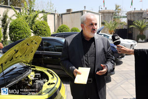 وزیر صمت وارد اصفهان شد