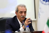 قدرت و اختیارات دولت به استان ها تفویض شود