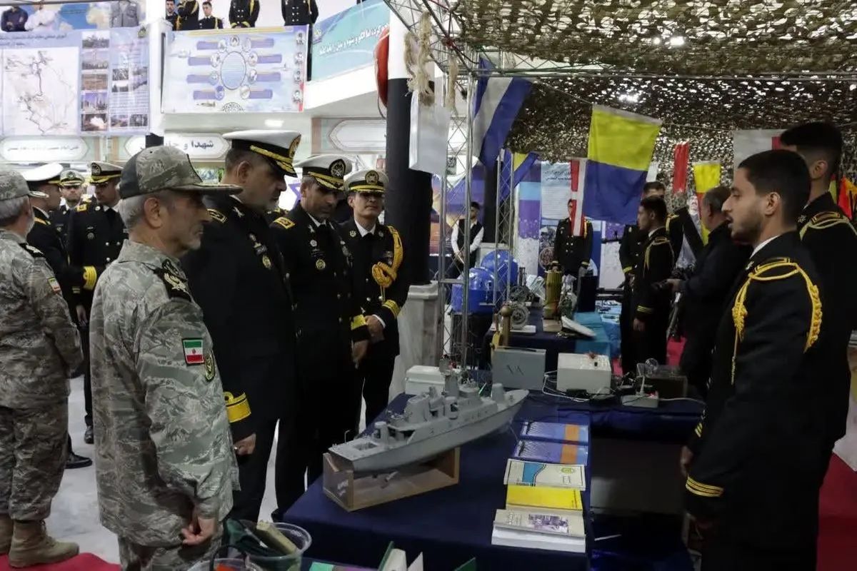 فرمانده نیروی دریایی