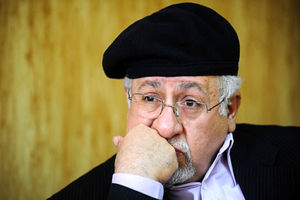 بخشی از اقتصاد غیر رسمی کشور از راه دستفروشی است/ از شهروندان و اتباع افغانی عذرخواهی می کنم