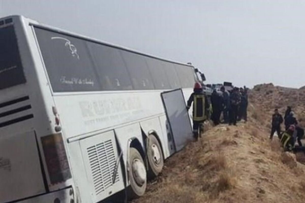 واژگونی اتوبوس