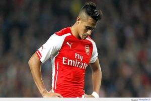 سانچس به بارسلونا رفت