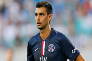  دروغ است که من با هم تیمی‌هایم خداحافظی کرده ام