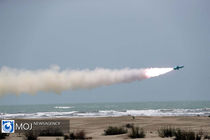 شلیک انواع موشک‌های کروز دریایی در رزمایش اقتدار دریایی ۹۹ ارتش