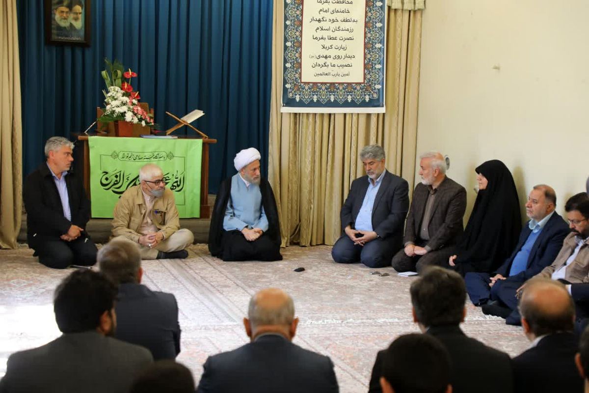 دیدار شهردار و امام جمعه شیراز