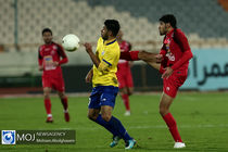 پخش زنده بازی نفت مسجدسلیمان و پرسپولیس از شبکه سه سیما