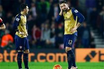 اوزیل و ژیرو احتمالاً به هفته اول لیگ برتر نمی‌رسند