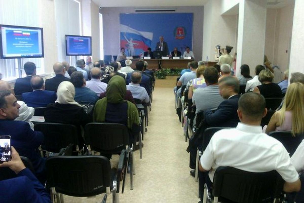 نشست فعالان اقتصادی