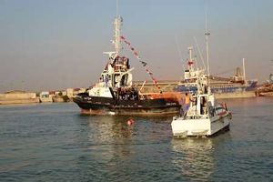 یک فروند شناور باری در اروند رود از غرق شدگی نجات یافت