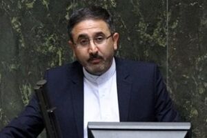 حذف 3 هزار رشته خسارت جبران ناپذیری به دانشگاه آزاد وارد می کند/حق دانشگاه آزاد تضییع نشود