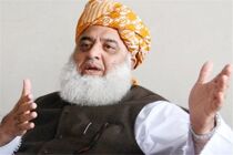 دولت پاکستان با یک «تصمیمی احساساتی» نباید از پناهجویان افغان انتقام بگیرد