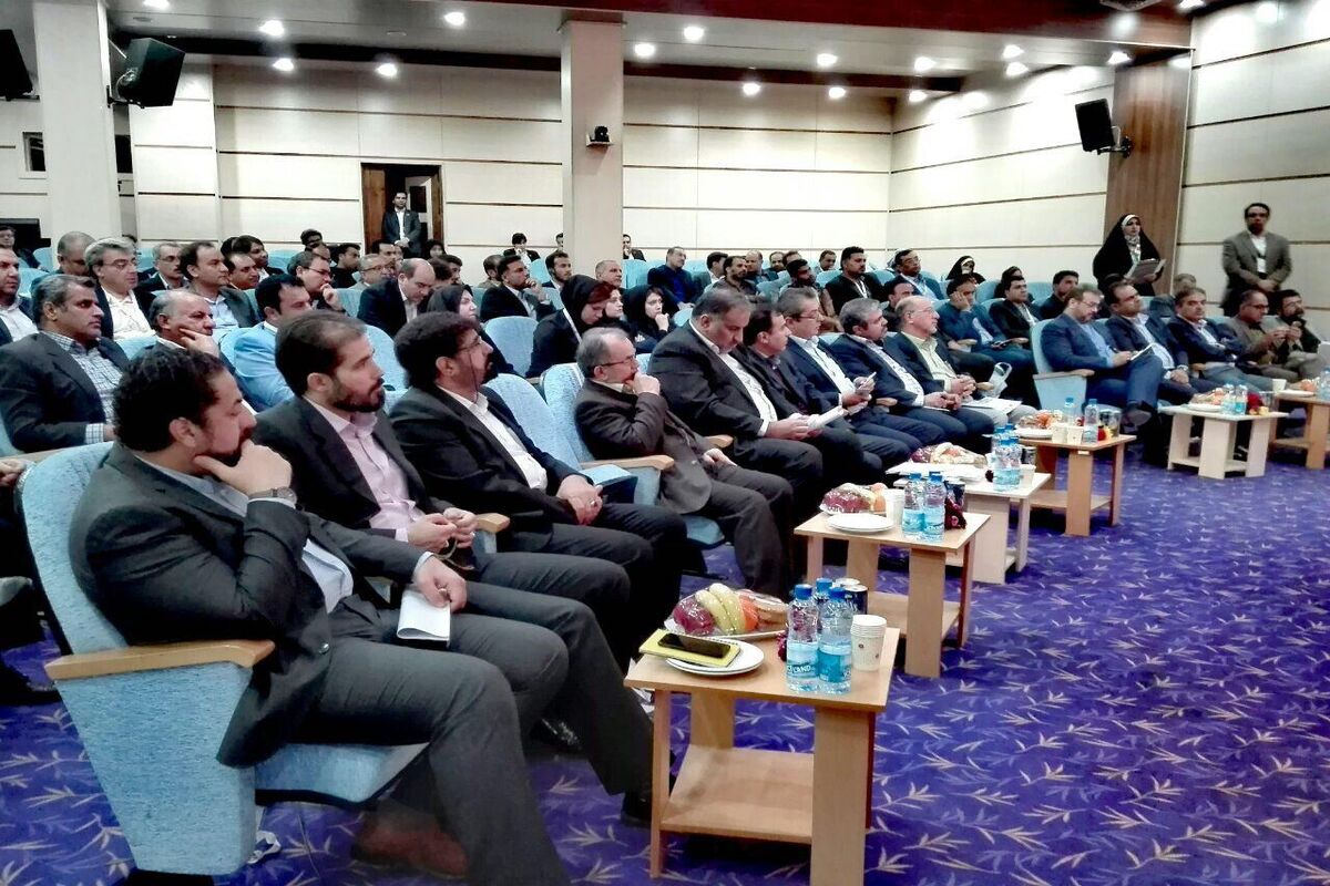 همایش تجلیل از صادر کنندگان برتر سازمان منطقه آزاد اروند