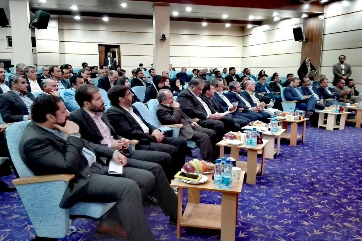 همایش تجلیل از صادر کنندگان برتر سازمان منطقه آزاد اروند