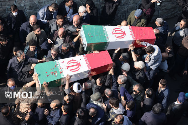 تشییع شهدای گمنام، حماسه فاطمی ملت بصیر ایران بود