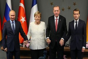 باید جلسات مشاوره‌ را در کنار دیگر شرکا از جمله ایران با دولت سوریه داشته باشیم
