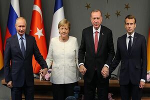 باید جلسات مشاوره‌ را در کنار دیگر شرکا از جمله ایران با دولت سوریه داشته باشیم