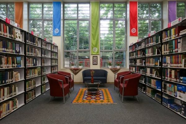 پروانه های صادر شده نشر به صورت هفتگی منتشر می‌شود