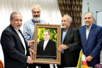 انجمن سفرای پیشین جمهوری اسلامی ایران از وزیر امور خارجه تجلیل کردند