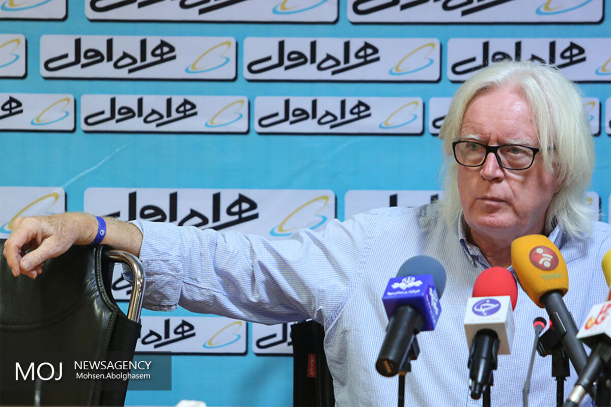 وینفرد شفر سرمربی استقلال