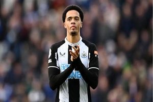 جمال لوئیس دوشنبه شب برای پیوستن به پرسپولیس وارد تهران می‌شود