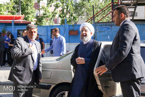 شرکت حسن روحانی در انتخابات