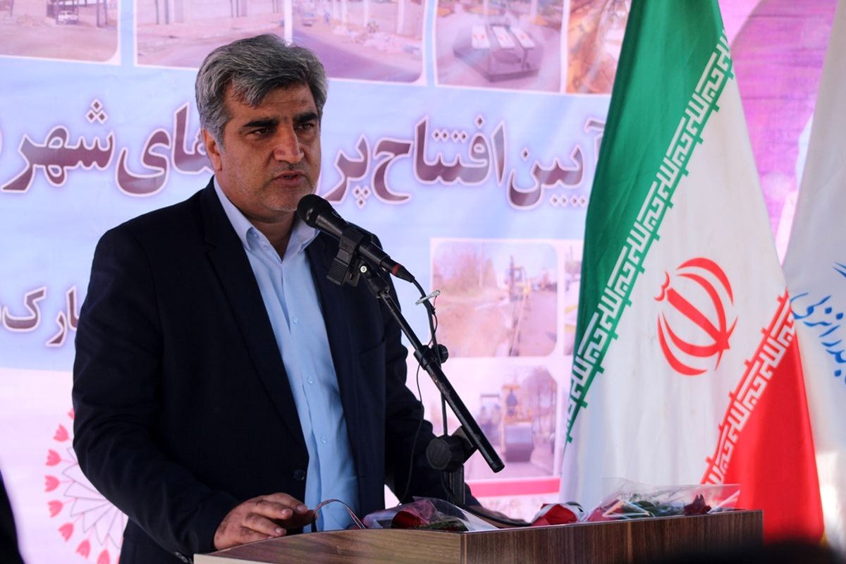 استاندار گیلان در بندر انزلی