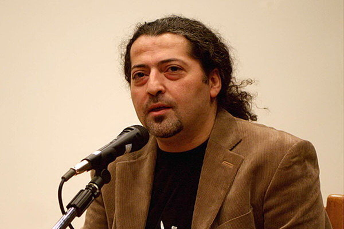 وحید نصیریان