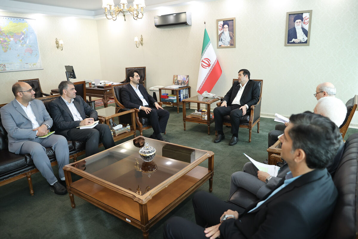 وزیر ورزش و جوانان