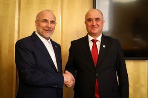 روسای مجالس ایران و تاجیکستان در سوئیس دیدار کردند