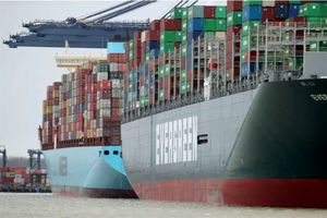  70درصد ظرفیت نگهداری کانتینری در بندر شهید رجایی تکمیل شده است