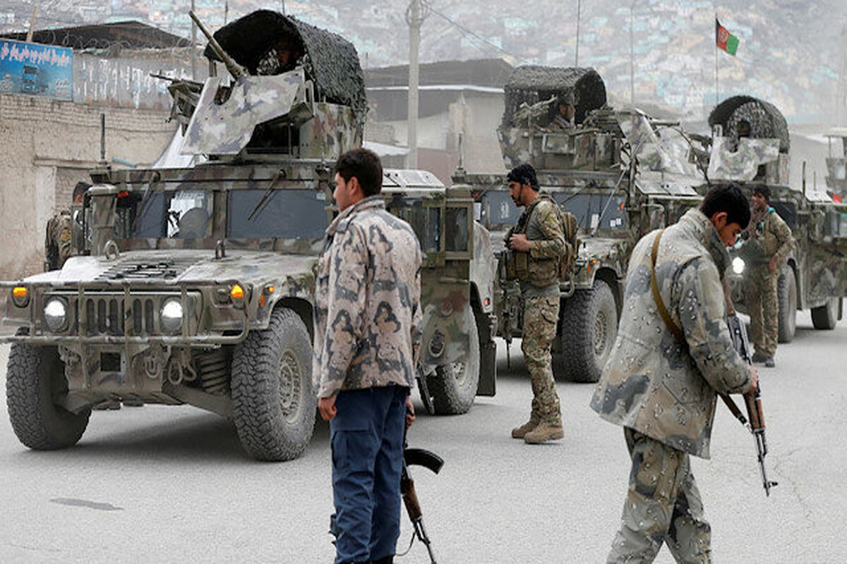 حمله نیروهای امنیتی افغان به طالبان