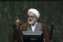 دولت با گفتمان درمانی نمی تواند به مطالبات به حق مردم پاسخ دهد