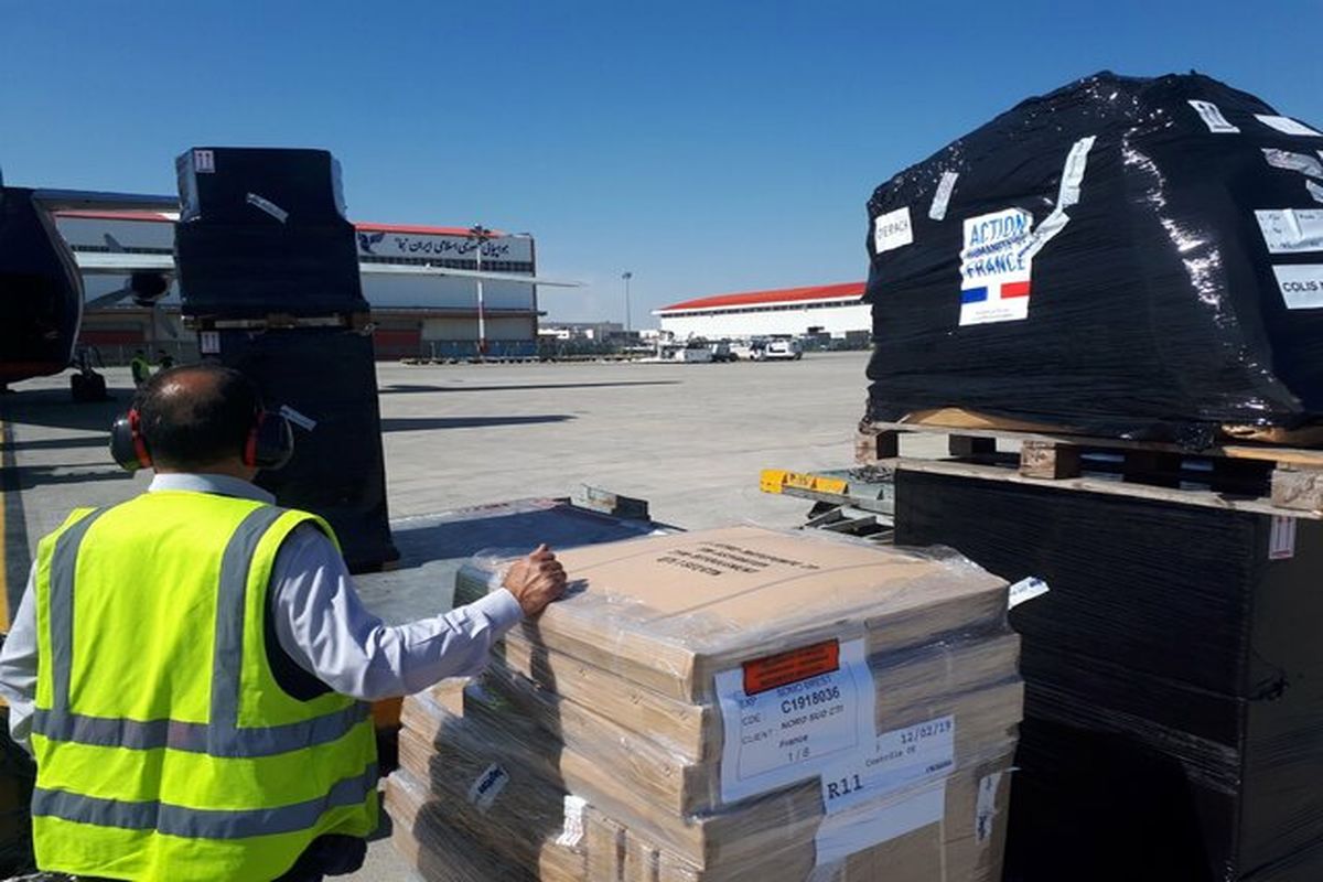 کمک‌ های فرانسه برای سیل‌ زدگان