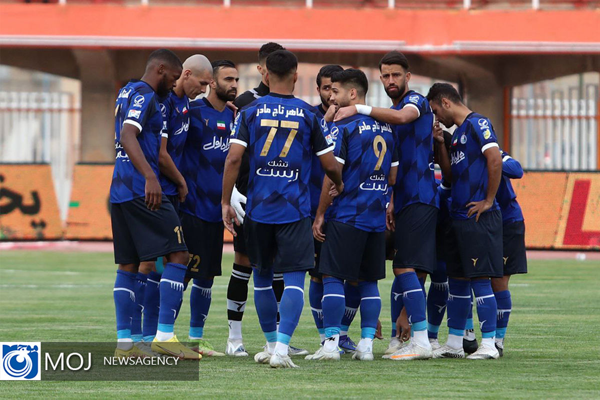 دیدار سوپرجام فوتبال بین تیم‌ های استقلال و نساجی مازندران