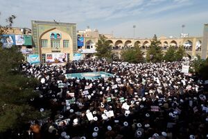برگزاری آیین گرامیداشت یوم الله 9 دی با حضور باشکوه مردم در مدرسه فیضیه قم