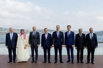 هیچ‌کسی از مداخله نظامی در ایران حمایت نمی‌کند