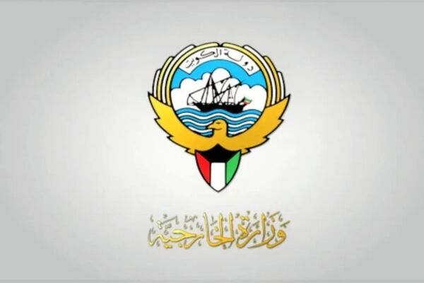 کویت خواستار خروج دو دیپلمات ایرانی شد
