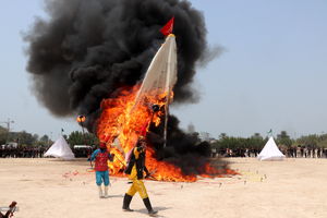 عزاداری ظهر عاشورای حسینی در کیش + فیلم