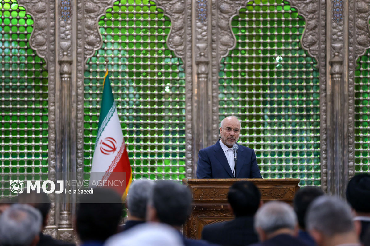 تجدید میثاق نمایندگان مجلس با امام راحل (ره)